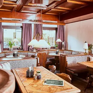  Hotel Boutique-gasthof Ueberfuhr