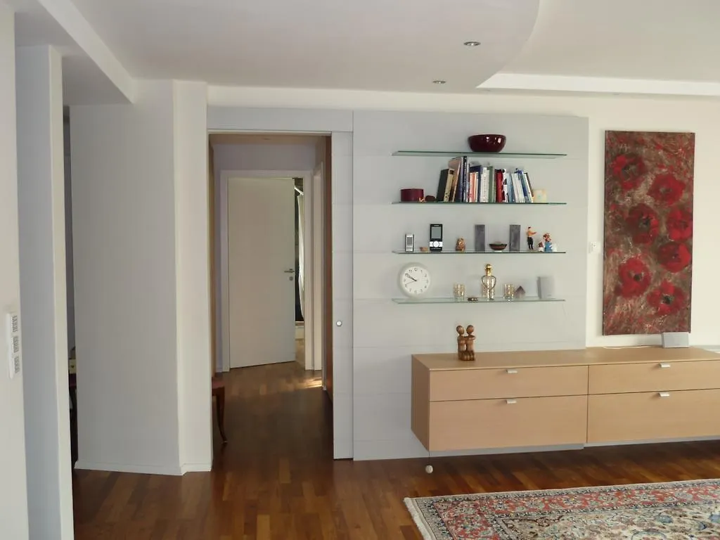 Book-A-Room Salzburg Apartment 9