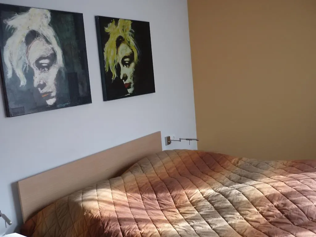 Book-A-Room Salzburg Apartment 9